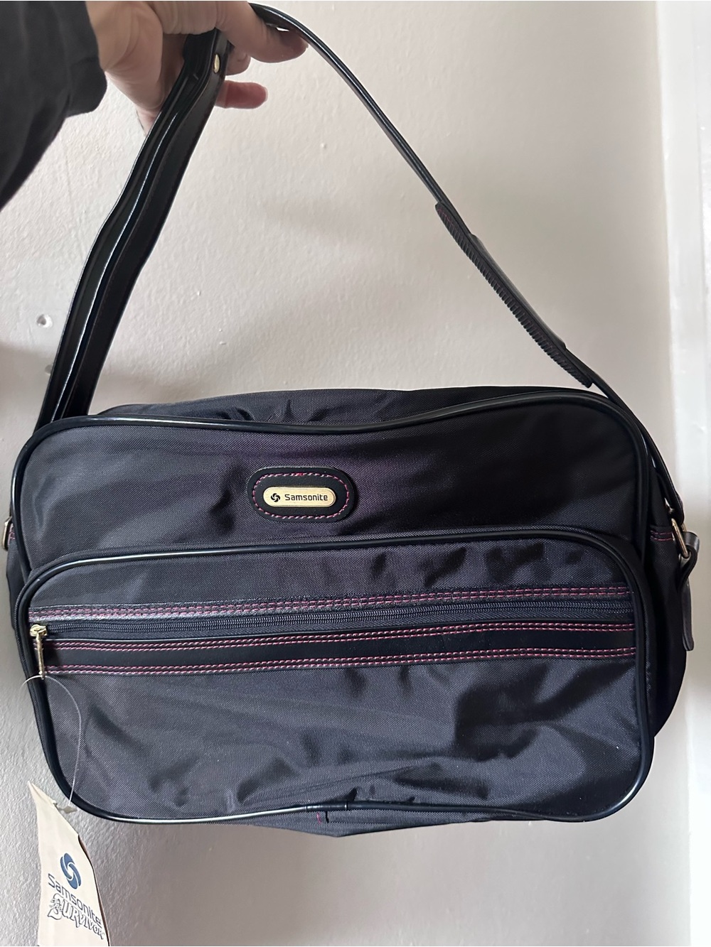 Samsonite Vintage 1982 Black Nylon Messenger Bag with Pink Accent Stitching RARE